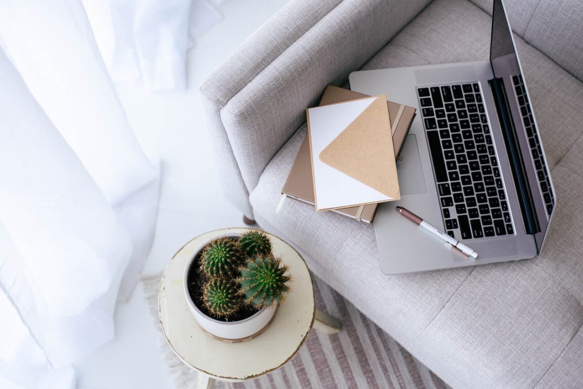 how to create a printable daily planner in excel feature image